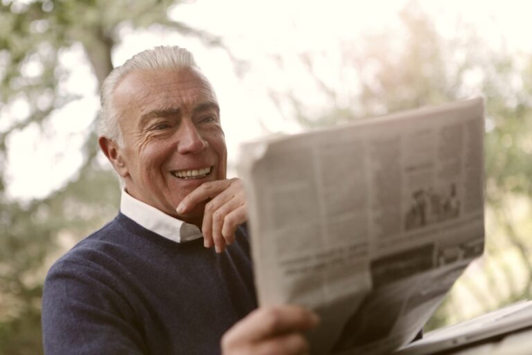 Titelbild zu „Sicherheit im Alter – alleinlebende Senioren gut aufgehoben“